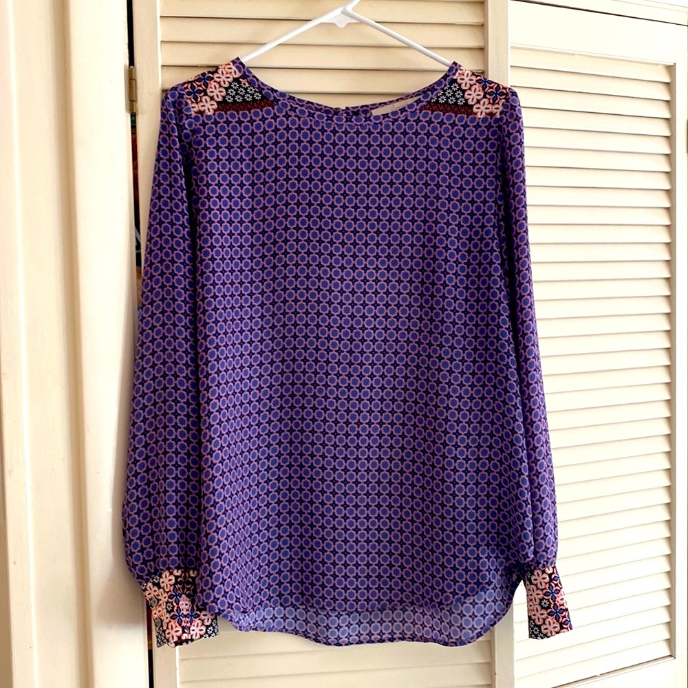 LOFT Geometric Floral Shirttail Blouse